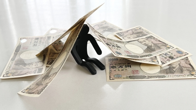 一万円札に潰される。郡上市で弁護士や司法書士に無料相談してみる
